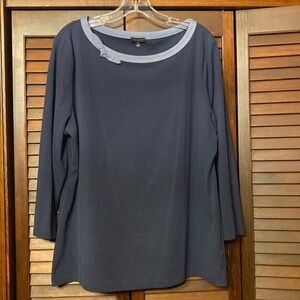 XL Talbots Navy 3/4 Sleeve Top with Chambray blue Trim and Bow